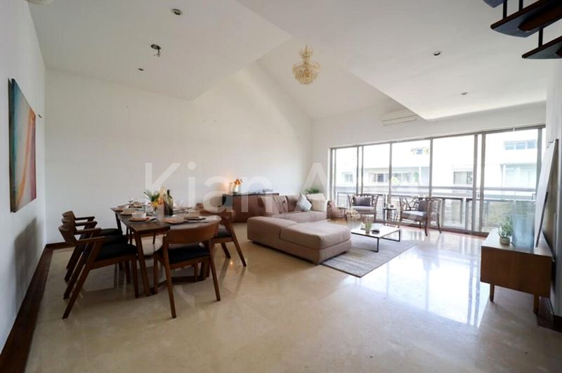 4 Bed Condo for Sale in  Nassim Jade - Image 5